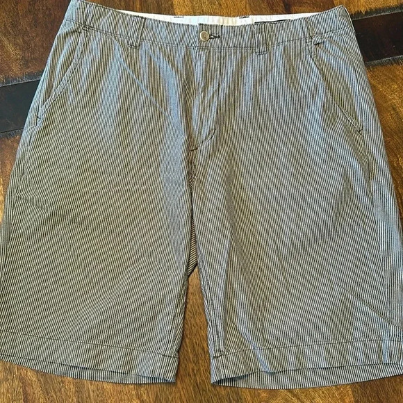 Cremieux men’s shorts size 34 - Picture 1 of 5
